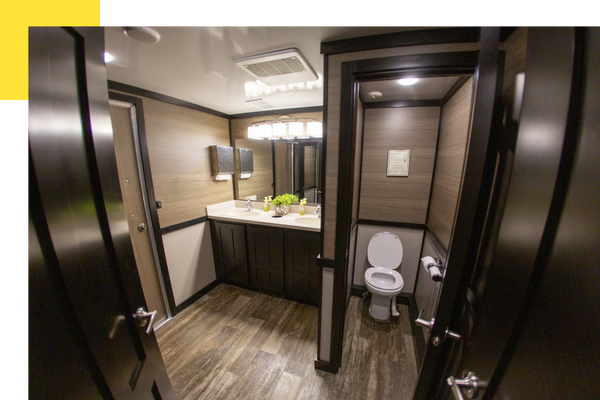 luxury portable restroom solution