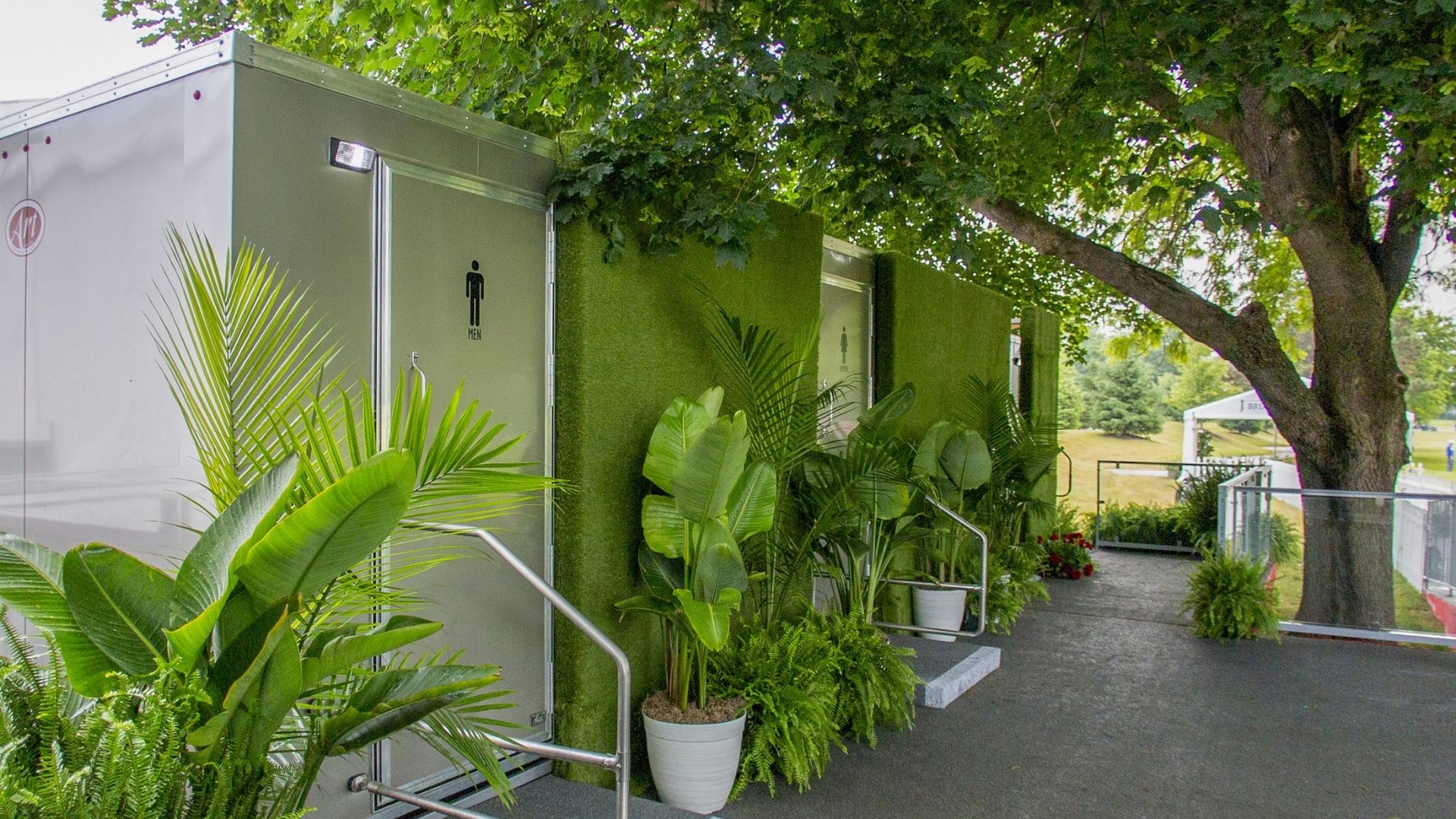 Embassy 20 portable restroom